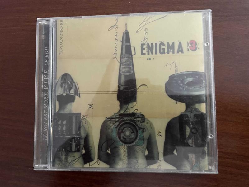 Enigma Le Roi Est Mort, Vive Le Roi CD Efemera kitantik  #11922206006798