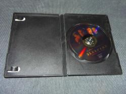 SLEEPERS-KARDEŞ GİBİYDİLER--SIFIR AYARINDA ÇOK TEMİZ DVD FİLM