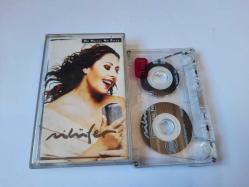 NİLÜFER NE MASAL NE RÜYA CAM BASKI