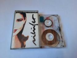 NİLÜFER YİNE YENİ YENİDEN CAM BASKI KASET