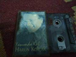 HARUN KOLÇAK YANIMDA KAL CAM BASKI