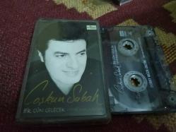 COŞKUN SABAH BİR GÜN GELECEK-HAYATIMIN KADINISIN CAM BASKI