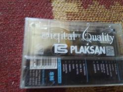 HALUK LEVENT AÇ PENCERENİ JELATİNLİ CAM BASKI