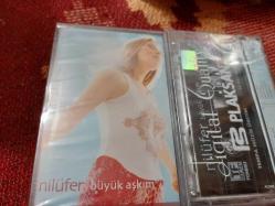 NİLÜFER BÜYÜK AŞKIM JELATİNLİ CAM BASKI