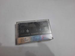 ASLI HÜNEL GÜNEŞ DOĞMUYOR JELATİNLİ CAM BASKI