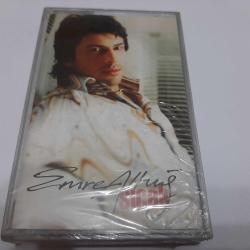 EMRE ALTUĞ SICAK JELATİNLİ CAM BASKI