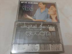 ARİF SAĞ SEHER YILDIZI BELKIS AKKALE JELATİNLİ CAM BASKI