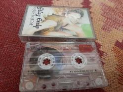 GÜLAY ERALP NEFES NEFES CAM BASKI