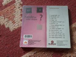 HANDE'YE NELER OLUYOR JELATİNLİ CD