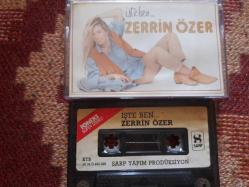 ZERRİN ÖZER İŞTE BEN KAĞIT BASKI