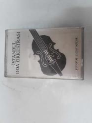 İSTANBUL ODA ORKESTRASI YÖNETEN TİMUR SELÇUK KASET