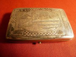 Van usta damgalı, gümüş, savatlı Osmanlı sigara tabakası. 9,5x6cm. 140gr.