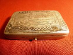 Van usta damgalı, gümüş, savatlı Osmanlı sigara tabakası. 9,5x6cm. 140gr.