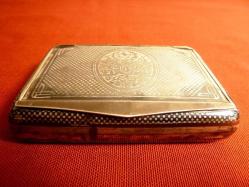 Gümüş, savatlı Osmanlı dönemi sigara tabakası. Usta damgalı. 9x6,5cm. 120gr.