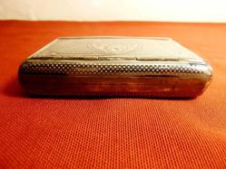 Gümüş, savatlı Osmanlı dönemi sigara tabakası. Usta damgalı. 9x6,5cm. 120gr.