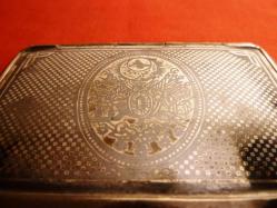 Gümüş, savatlı Osmanlı dönemi sigara tabakası. Usta damgalı. 9x6,5cm. 120gr.