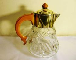 Ağız kısmı pirinç, katalin kulplu kristal sürahi Y:30 Çapı. 20cm.