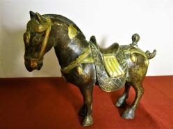 Bronz el yapımı at heykeli. Y:20 cm. Boy. 24cm..