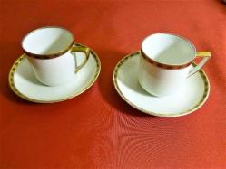 HC Chodau imzalı ve imalat damgalı bir çift porselen kahve fincanı. Y:5,5 cm