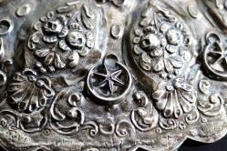 Abdülhamit tuğralı, sah damgalı, gümüş, el kakması Osmanlı duvar aynası. Net 272gr. 33x24cm.