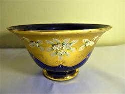 Altın yaldız ve mine işlemeli Bohem lacivert el boyaması meyvelik Y:14cm. Ağız çapı 24cm.