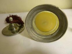 Kristal kesme camlı mumluk. Kapaklı. Y:15cm Ağız çapı 7cm