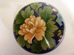 Cloisonne mine işlemeli şekerlik. Çapı:10cm