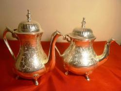 Christofle yüzeyi kalem işi gümüş kaplama 4'lü çay kahve seti. Damgalı.