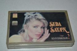 SEDA SAYAN-SEVİYORMUSUN