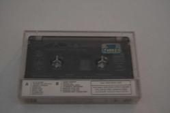 RUHİ SU - ANKARANIN TAŞINA BAK