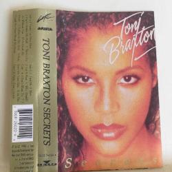 Toni Braxton – Secrets / Kaset