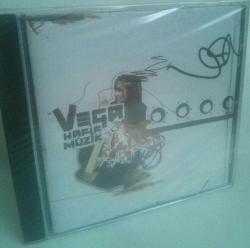 VEGA-vega-cd-hafif müzik-AMBALAJINDA-ULTRA NADİR SIFIR CD