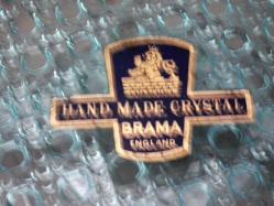 METAL ZARFLI İNGİLİZ ETİKETLİ EL YAPIMI KRİSTAL JARDİNYER ŞEKERLİK ÇAP 22.5 CM DERİNLİK 7.5 CM