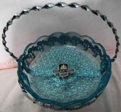 METAL ZARFLI İNGİLİZ ETİKETLİ EL YAPIMI KRİSTAL JARDİNYER ŞEKERLİK ÇAP 22.5 CM DERİNLİK 7.5 CM