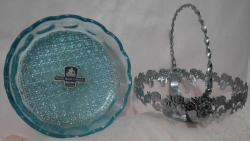 METAL ZARFLI İNGİLİZ ETİKETLİ EL YAPIMI KRİSTAL JARDİNYER ŞEKERLİK ÇAP 22.5 CM DERİNLİK 7.5 CM