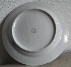 ÇİÇEKLİ YALDIZLI KÜTAHYA PORSELEN SERVİS VEYA DEKOR TABAĞI ÇAP 22 CM