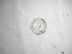 ÇİÇEKLİ YALDIZLI KÜTAHYA PORSELEN SERVİS VEYA DEKOR TABAĞI ÇAP 22 CM