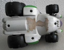 eski oyuncak SERT PLASTİK HASBRO 2006 OYUNCAK ARABA EBAT 15X9 CM