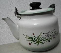 AÇIK YEŞİL BEYAZ KAPAKLI EMAYE DEMLİK Ç 15 CM