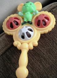 MİNİK SEVİMLİ FARE FİGÜRLÜ ÇINGIRAK OYUNCAK BEBEK ÇINĞIRAGI BOY 18.5 CM EN 12.5 CM