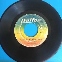 SUAT SAYIN - HAYATIMA KARIŞMA / ALLAH KURTARSIN BENİ / 45'lik