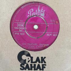 Enrico Macias - Oh Guitare, Guitare / Ma Maison, Ma Maison