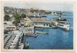 ÜSKÜDAR İSKELE VAPUR KARTPOSTAL 1960 LI YILLAR