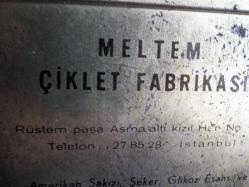 ÇOK ESKİ MELTEM ÇİKLETLERİ BOŞ TENEKE KUTU 16X10 CM DERİNLİK KAPAK DAHİL 9 CM