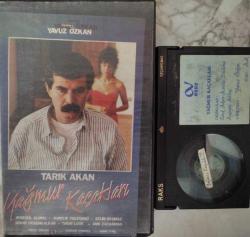 YAĞMUR KAÇAKLARI- TARIK AKAN* AYŞEGÜL ALDİNÇ BETA FİLM