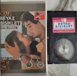 BEYAZ BİSKELET- DERYA ARBAŞ* YAŞAR ALPTEKİN BETA FİLM