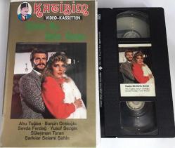 Efemera - KADIN BİR DEFA SEVER- AHU TUĞBA* SEVDA FERDAĞ* YUSUF SEZGİN VHS FİLM - kitantik - kitaLog