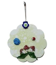 El Yapımı Seramik Mantar ve Uğur Böceği Figürlü Dekoratif Duvar Süsü