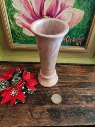 Kusursuz,Pembe Mermer Vazo(Boy:17.5cm,Çap:7cm)