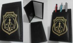 ILGI ÇOK,FİYATI HESAPLI!!-JANDARMA NOT DEFTERLI CÜZDANA-ROZETLI JANDARMA CÜZDAN HEDİYE-SIVIL ALAMAZ - Aldatmaz Askeri Malzeme Adana